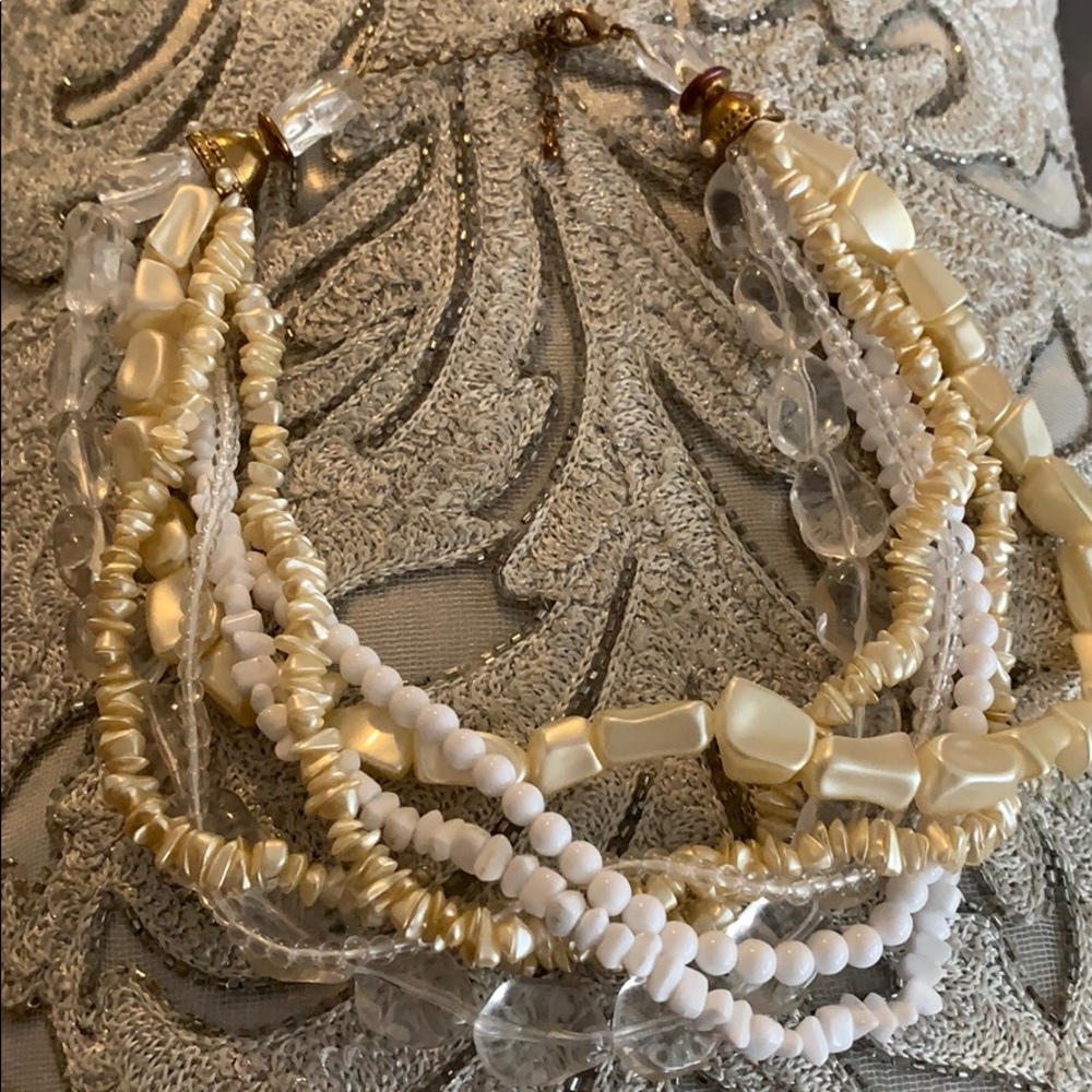 Beaded necklace